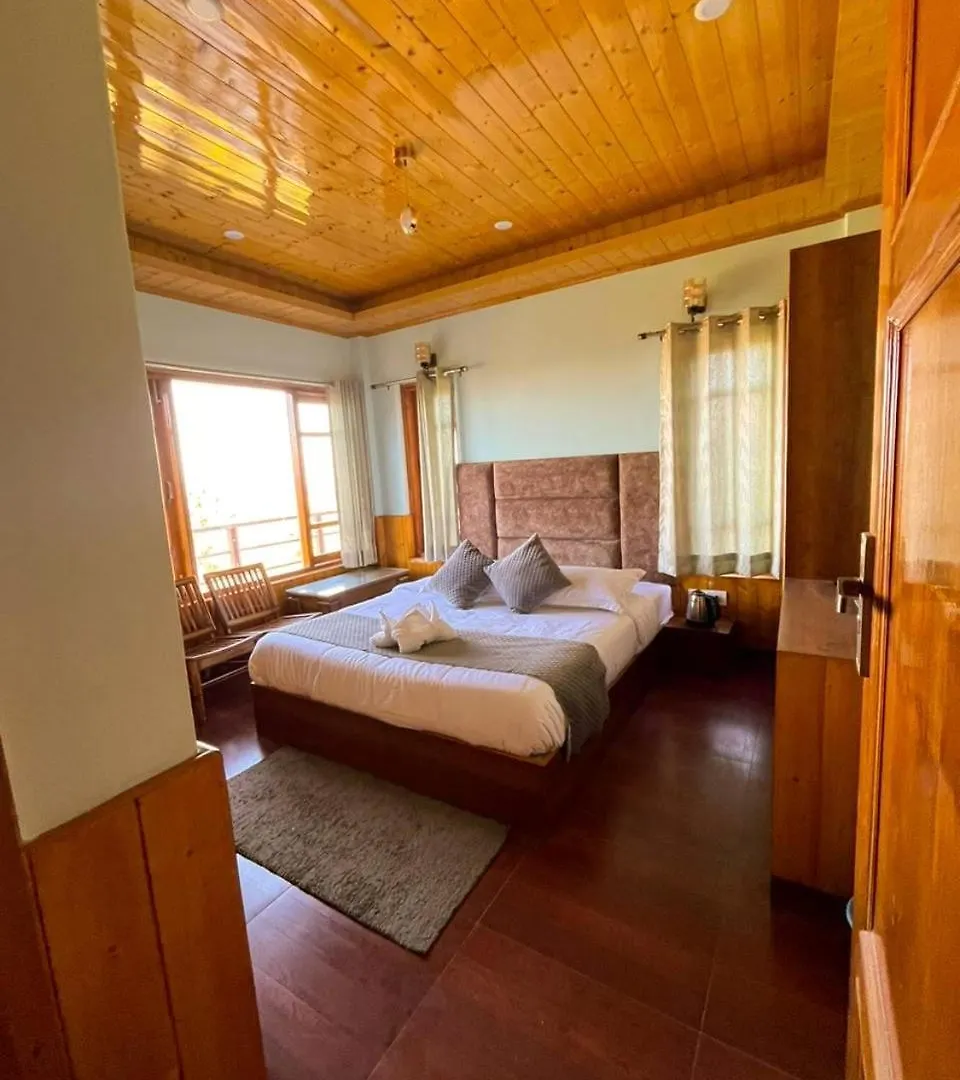Elena Sridhi Hotel Shimla 4*,